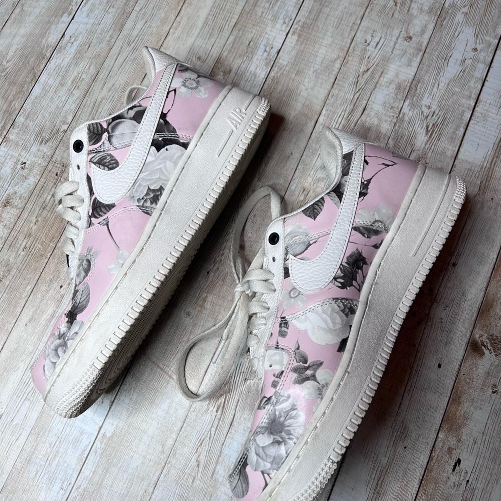 💚Nike Air Force 1 pink floral sneakers - Picture 4 of 10